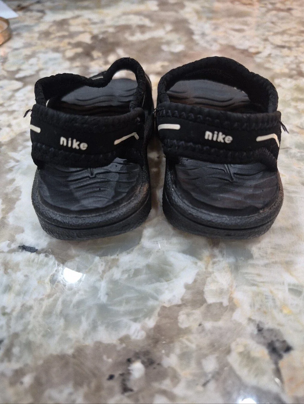 Nike Baby Play Sandals Slip On Elastic Back Size 2C